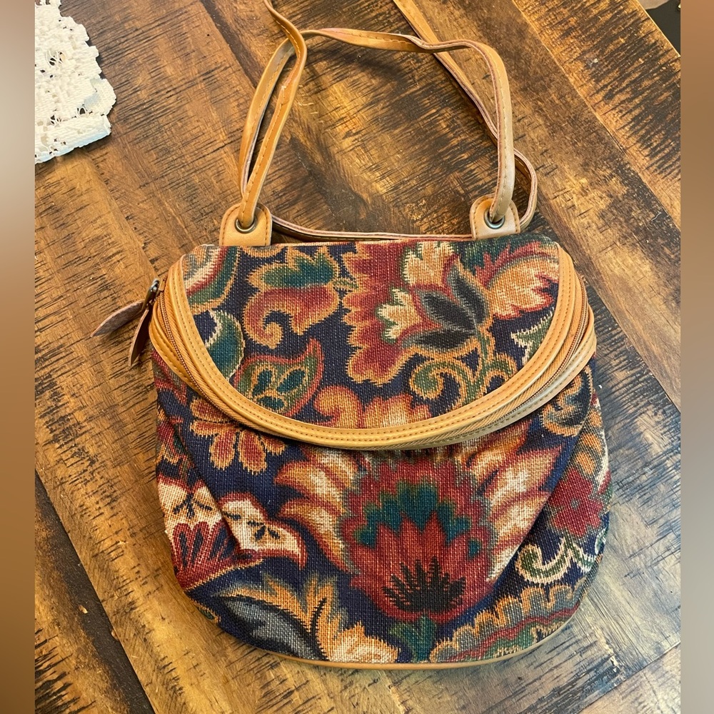 Vintage Fabric Purse, excellent used condition